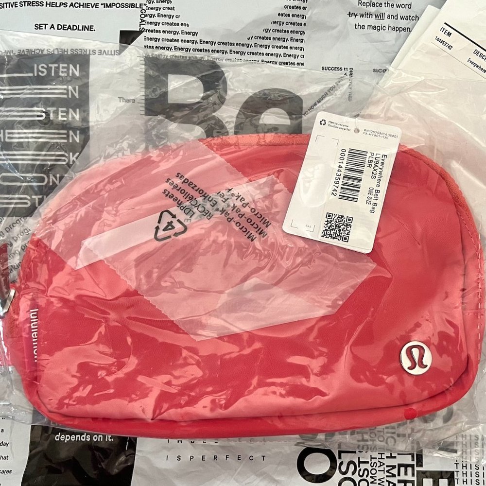 🆕 Lululemon Everywhere Belt Bag - Pale Raspberry